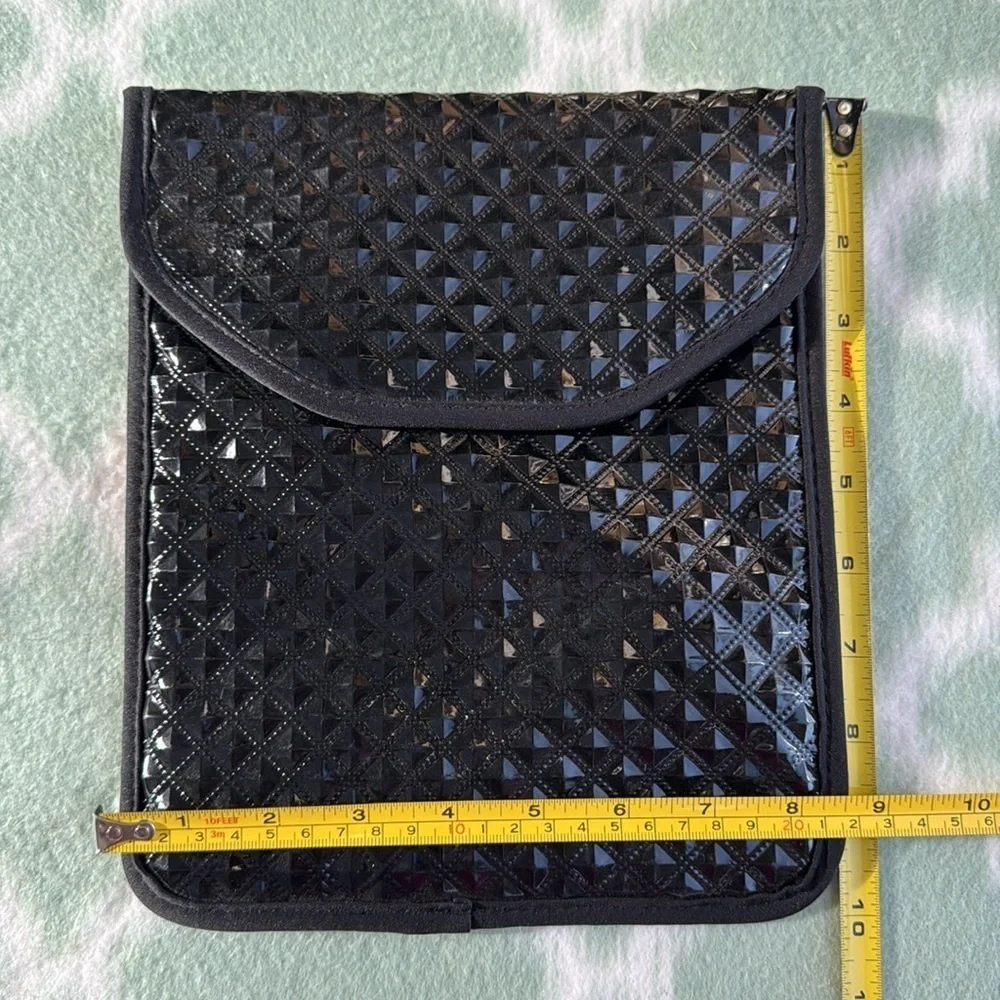 Studio C tablet sleeve by Carolina Pad - black
